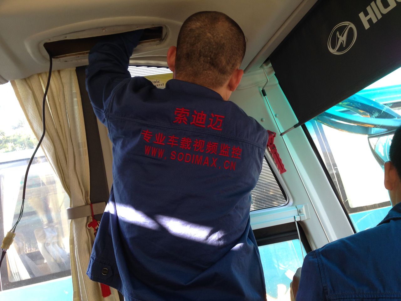 车上的车载视频监控系统是为了监控司机而设计的吗？不，这才是真相(图1)